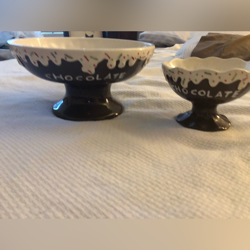 2 Chocolate Dessert Serving Bowls NWOT